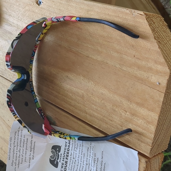 Sunglasses Faux Modern 90's Fullerton - Picture 6 of 6